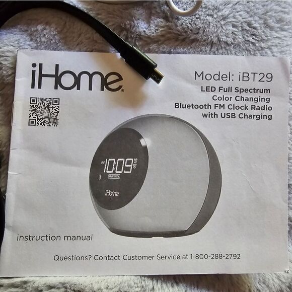 iHome Bluetooth Alarm Clock with Color Change (MIC3) - Picture 6 of 7